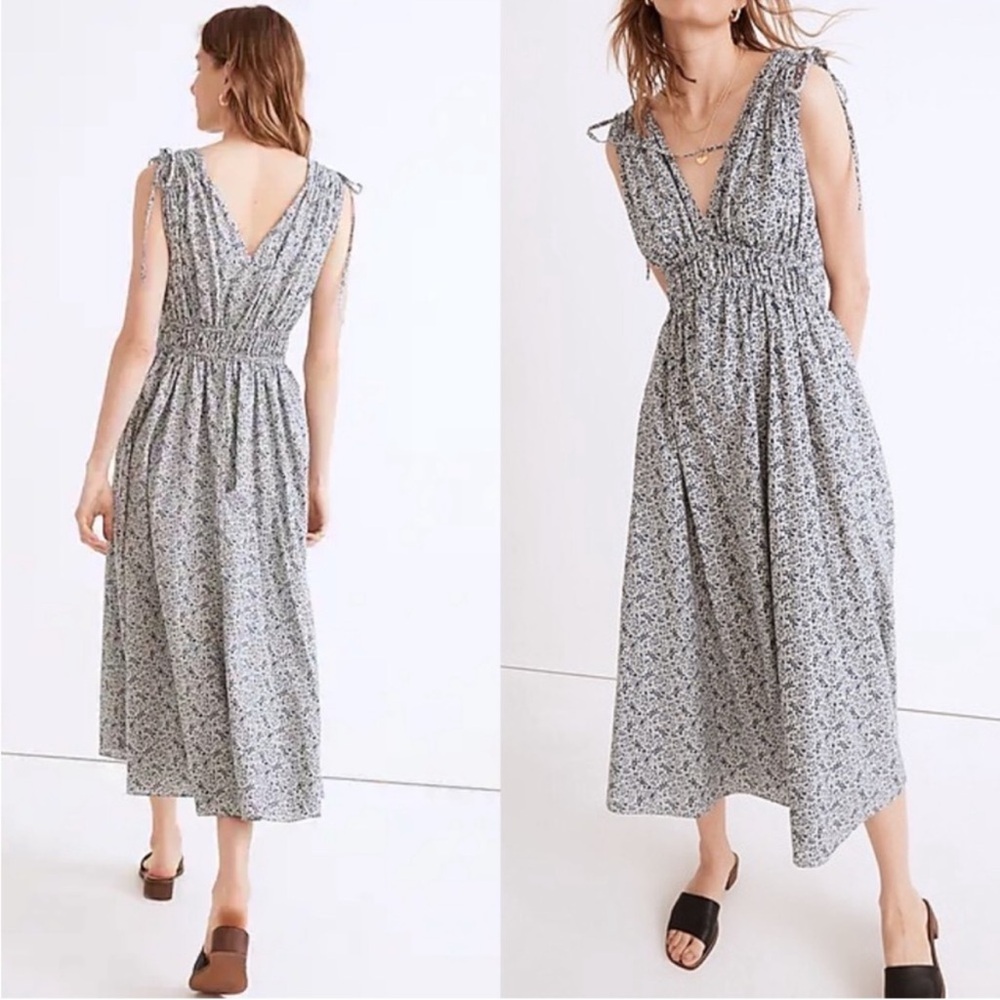 Madewell Petite Sophia Smocked Midi Dress in Florentine Floral Glassware Blue XL